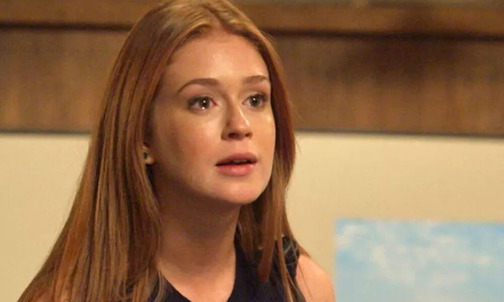 Marina Ruy Barbosa visita sede da Arezzo Tudo Online em Campo Bom