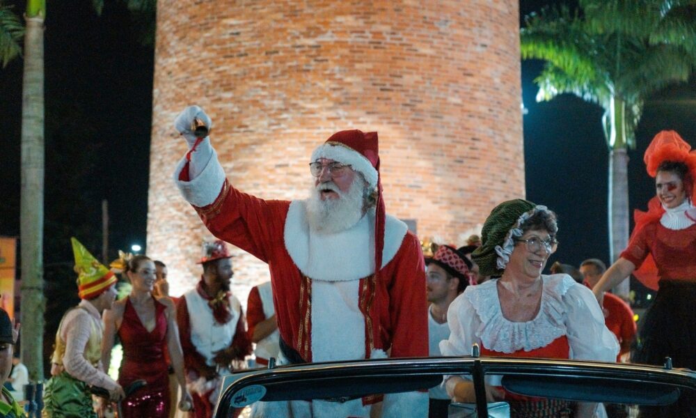 Papai Noel Chega No Largo Irm Os Vetter Na Sexta Feira Tudo Online Em Campo Bom